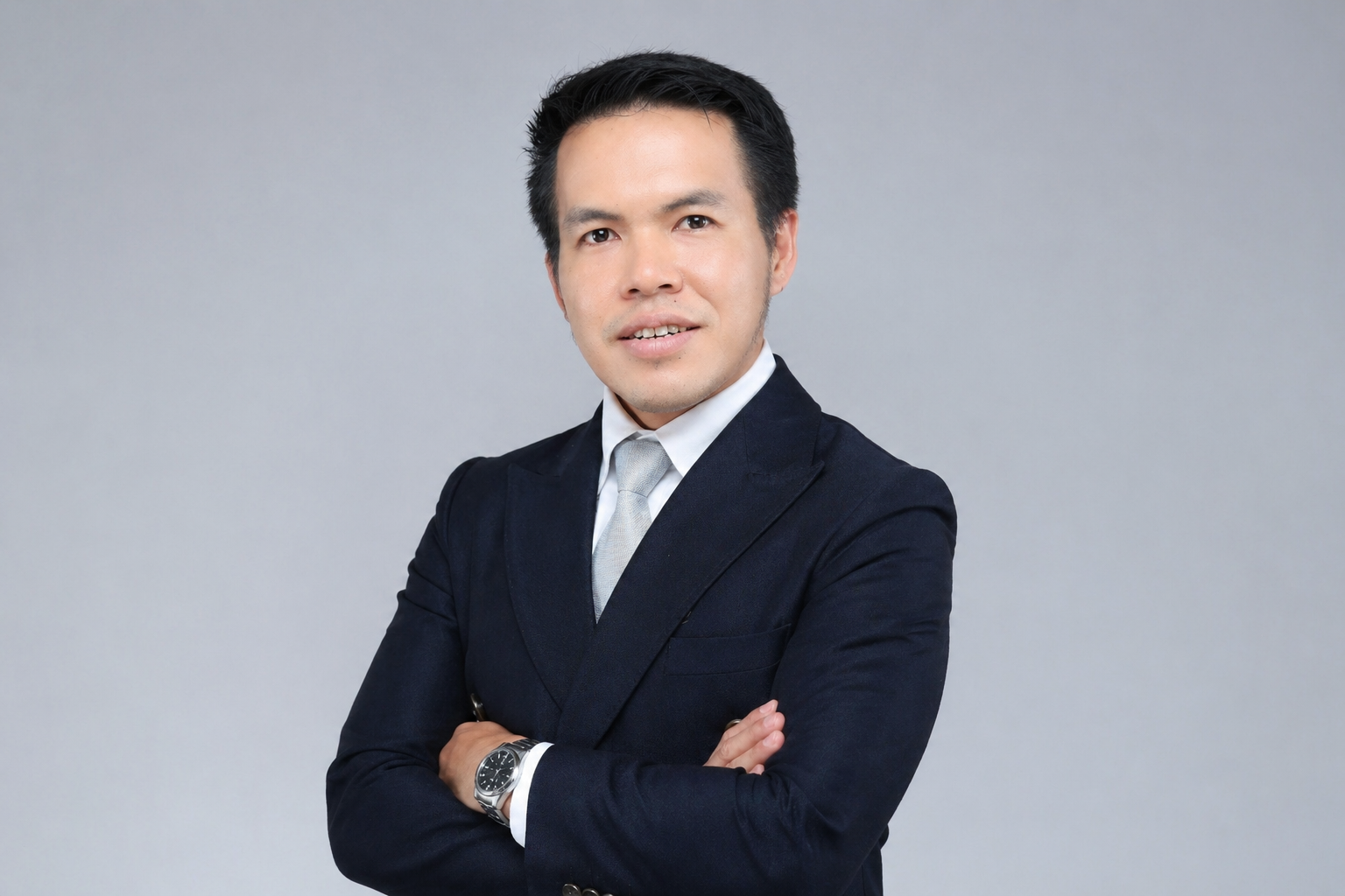 Thanatmet Adhicharunwarathorn — Head of Digital Marketing